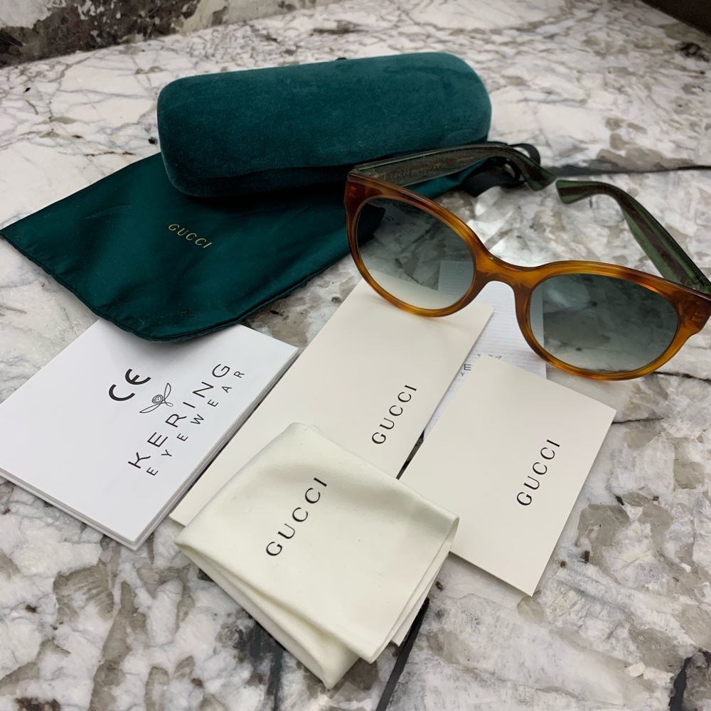 GUCCI Round sunglasses